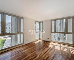 Dormitori de Pis en venda en  Barcelona Capital amb Aire condicionat, Parquet i Traster