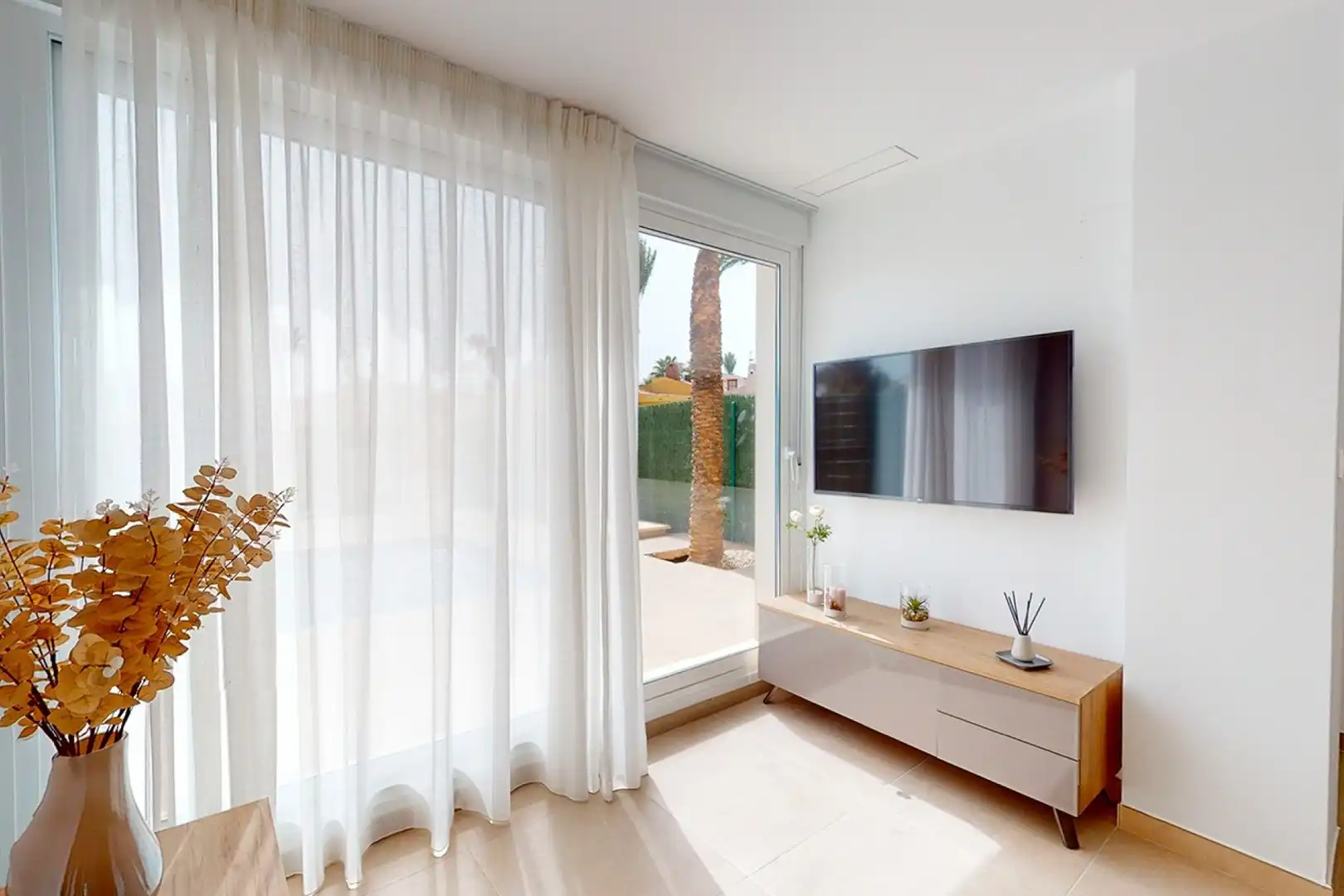 Detached house with terrace for sale in Playa Perla de Levante, imagen 9