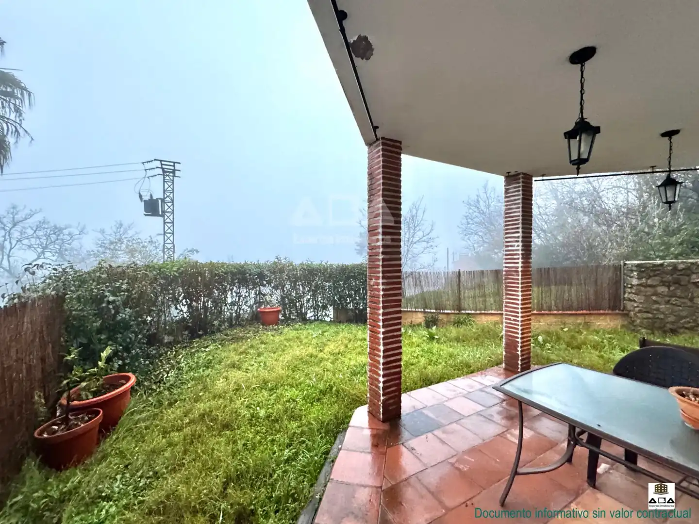 Jardín de Casa o chalet en venta en Poyales del Hoyo con Jardín privado, Terraza y Piscina