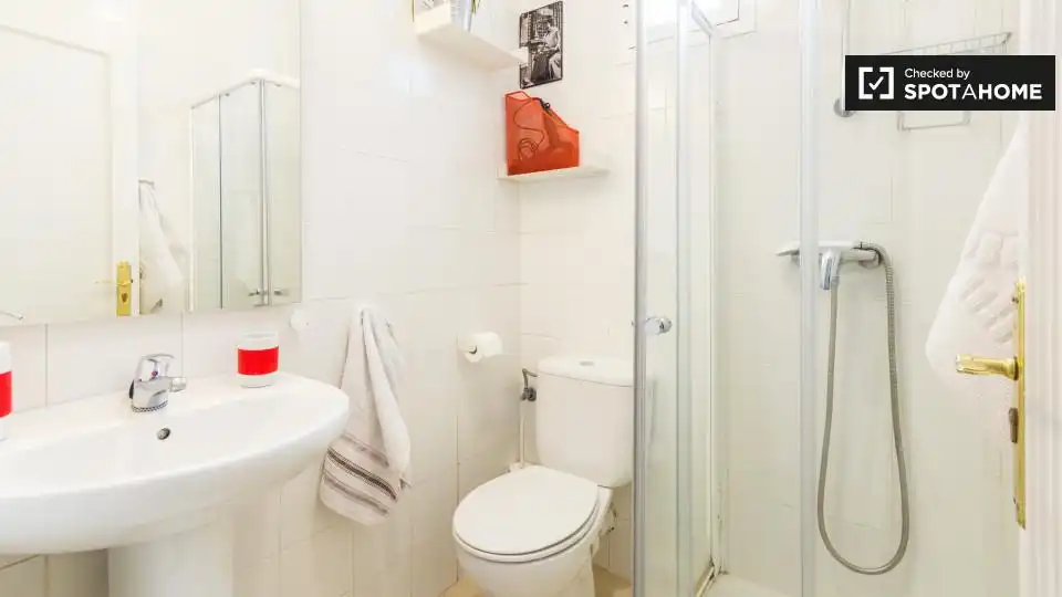 Habitació a Cortes - Huertas