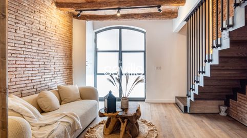 Dúplex reformado de dos habitaciones en Sants, imatge 2