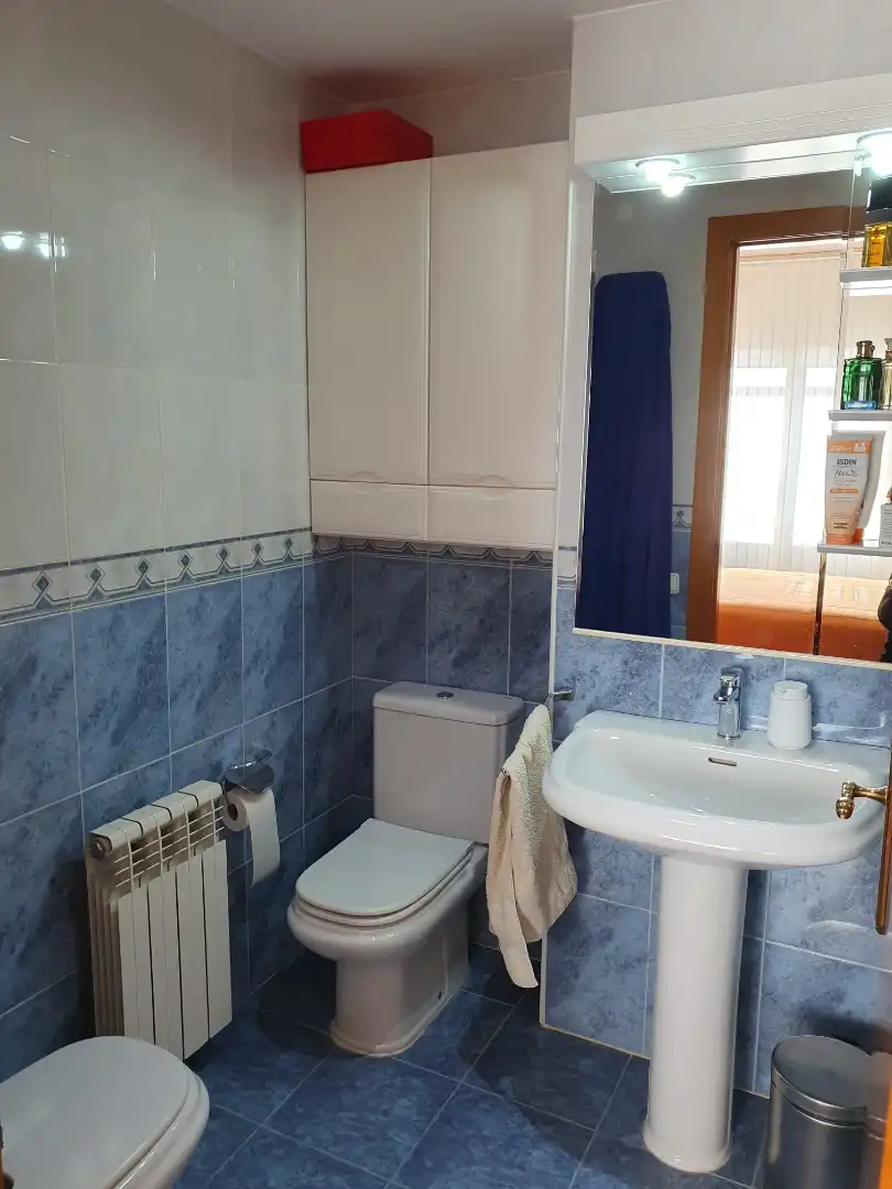 Houses for sale in Carrer de Pujós, 60, Collblanc