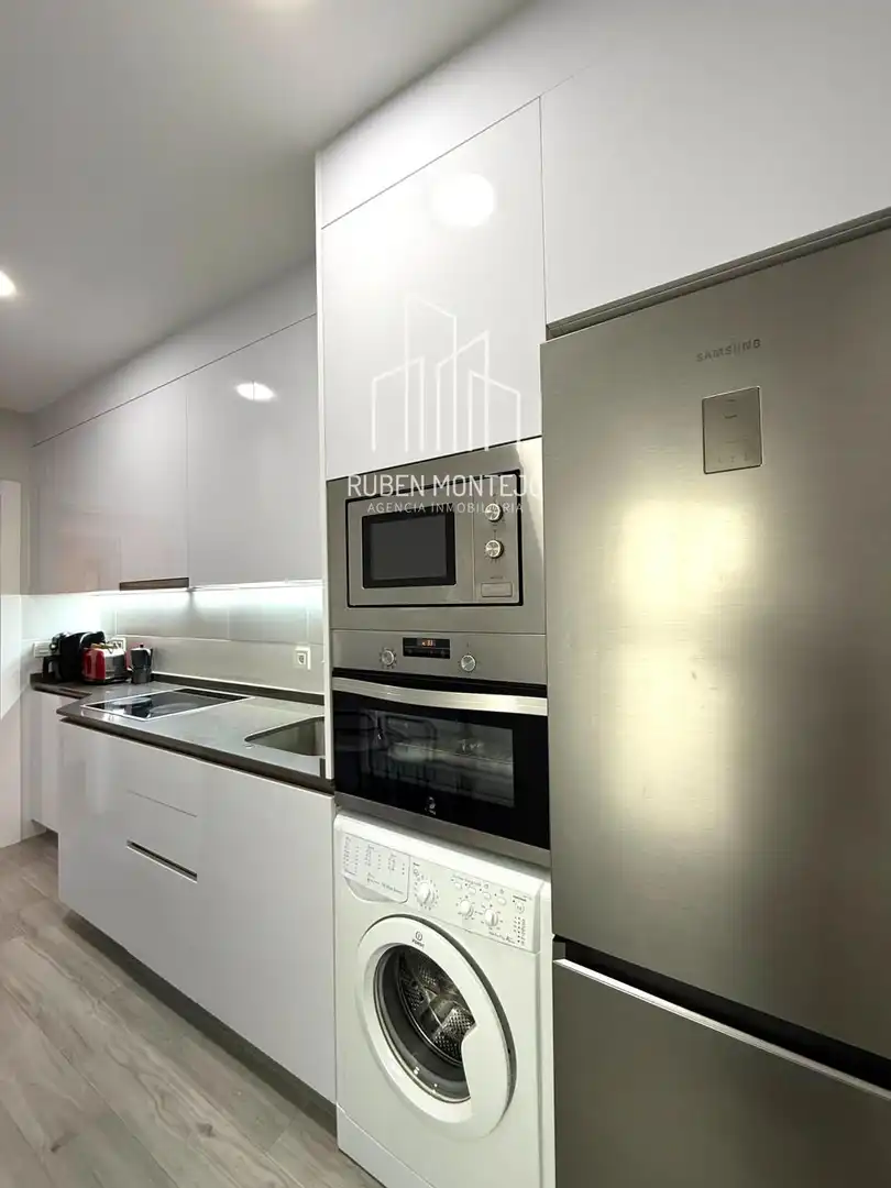 Kitchen of Flat for rent in Salamanca  with Heating, Terrace and Storage room