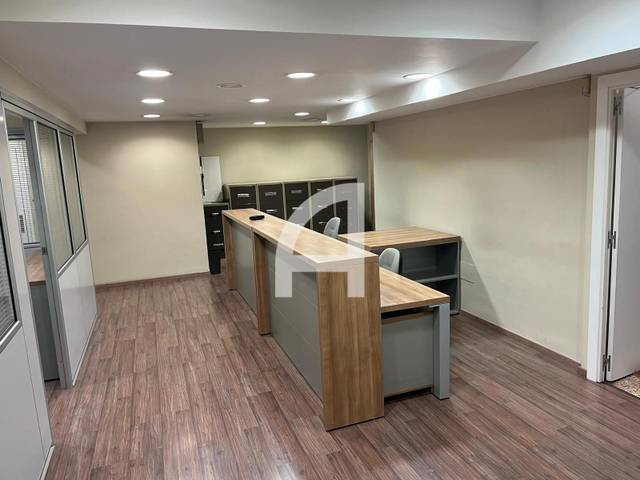 Oficina en Alquiler en Isaac Peral en Ca n'Aurell