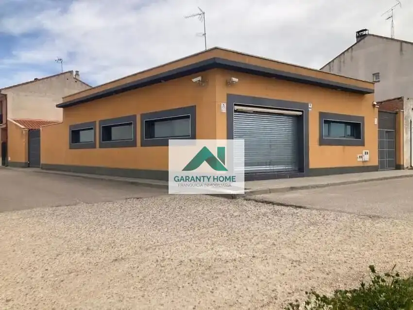 Gewerbefläche zum Verkauf in Tordesillas