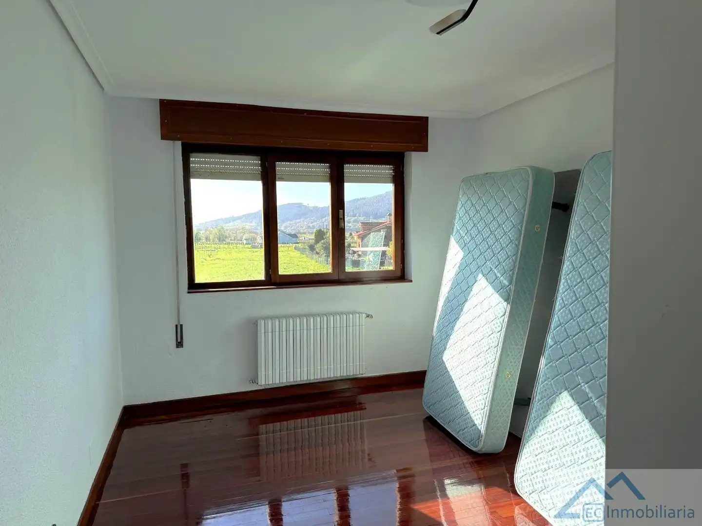 Dormitori de Casa o xalet en venda en Santa María de Cayón amb Traster