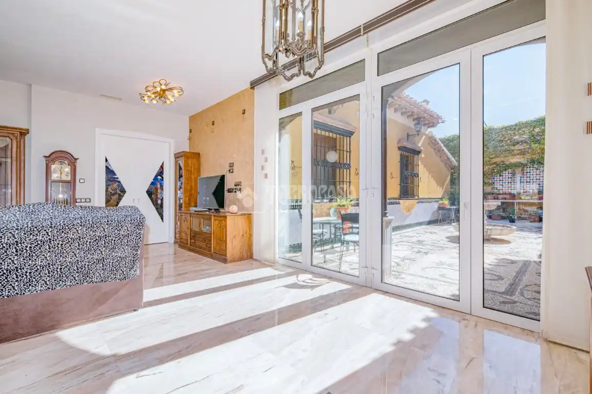 Jardín de Casa o chalet en venta en La Zubia con Aire acondicionado, Calefacción y Jardín privado