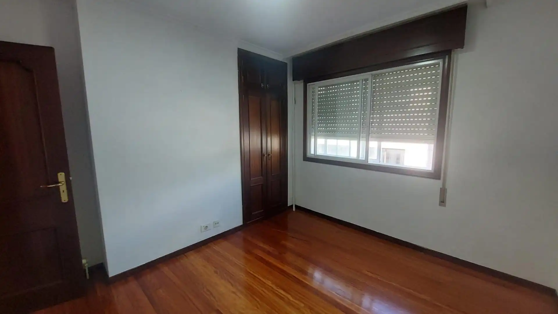 Bedroom of Flat for sale in Vigo   with Heating, Parquet flooring and Storage room