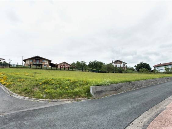 Terreno residencial en Venta en Barrio Kanpantxu en Ajangiz
