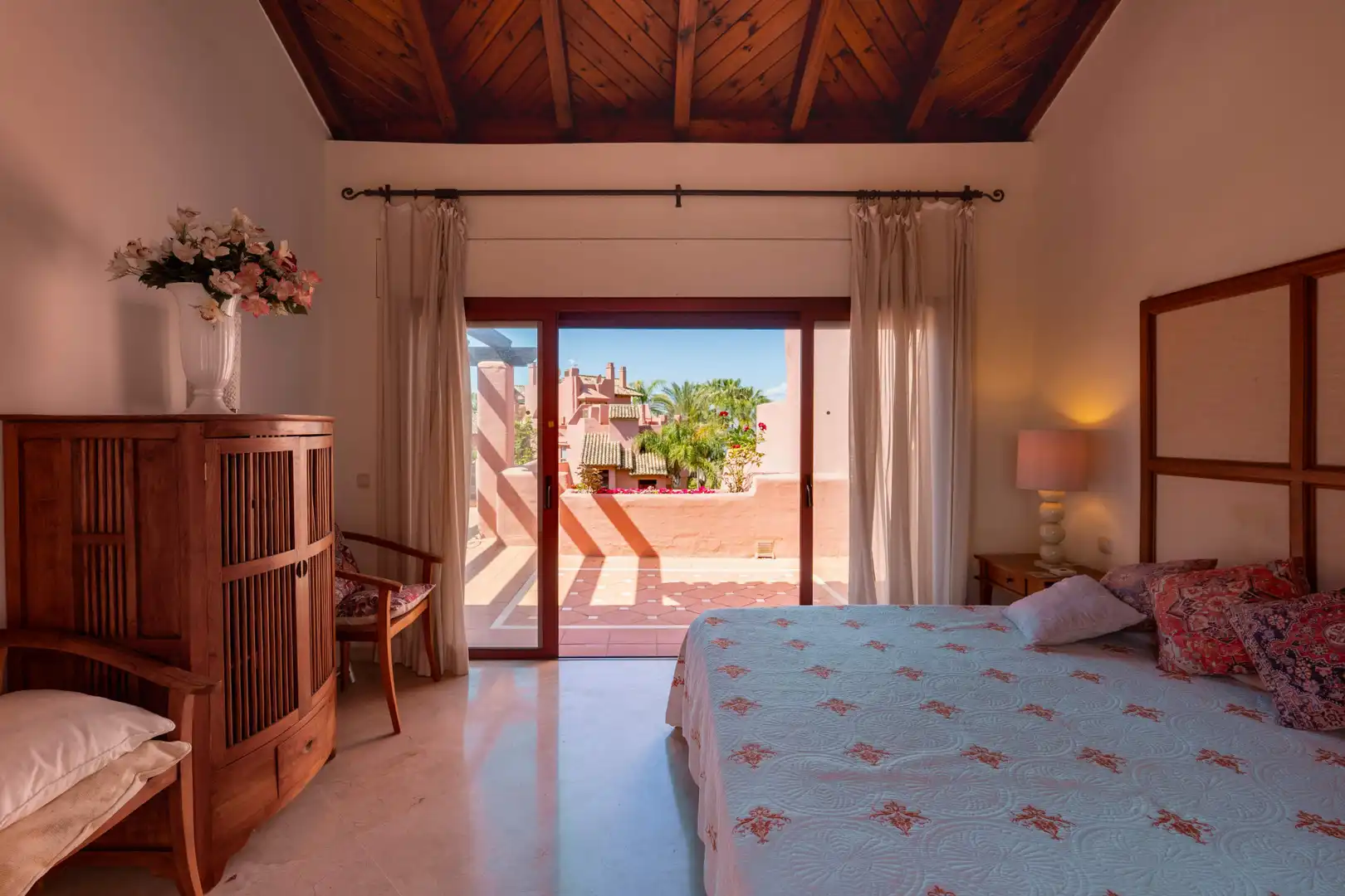 Bedroom of Attic for sale in Estepona  with Air Conditioner, Terrace and Swimming Pool