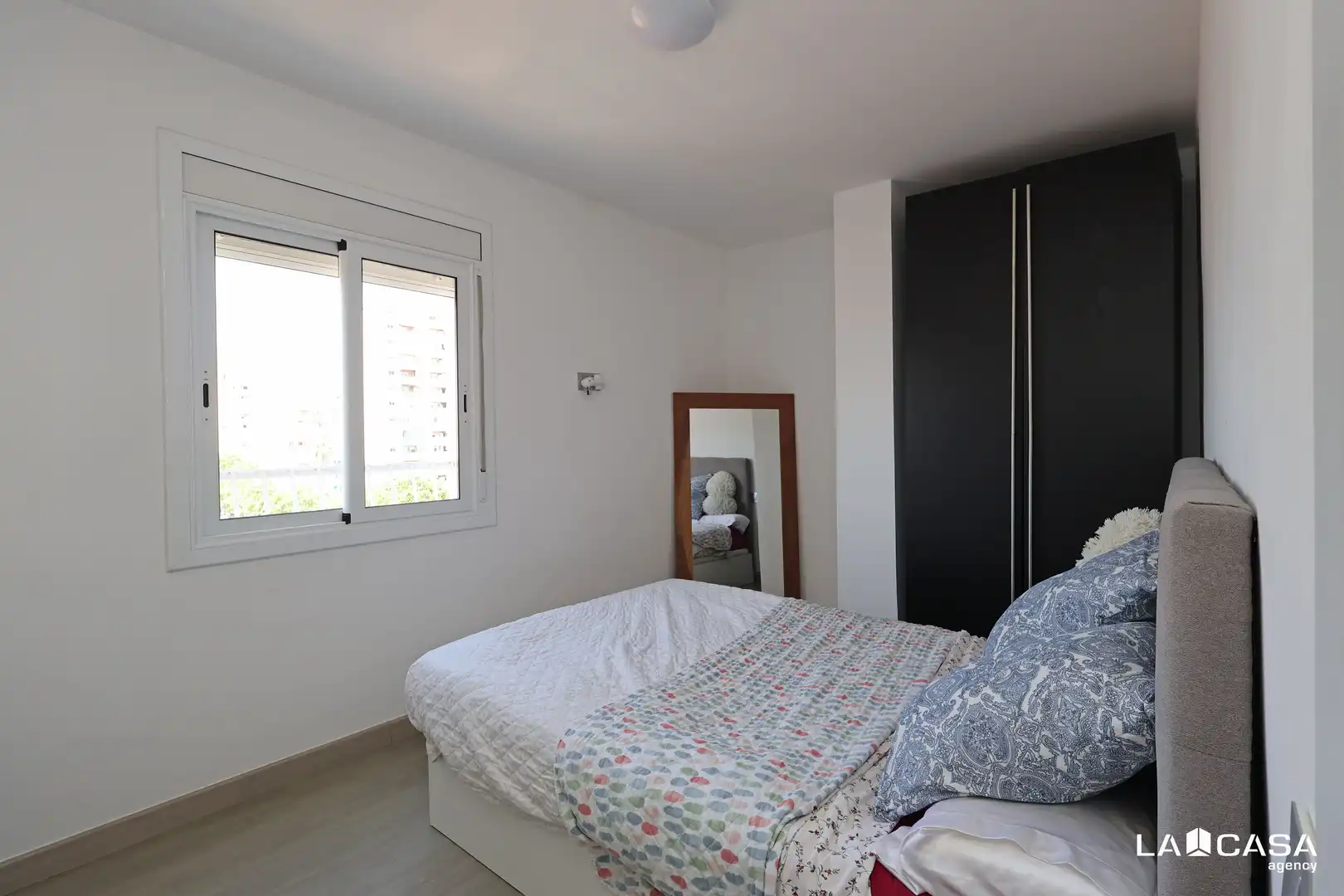 Schlafzimmer von Wohnung zum Verkauf in L'Hospitalet de Llobregat