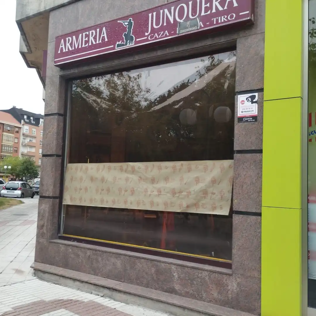 Gewerbefläche zum Verkauf in Milán - Pumarín - Teatinos, imagen 2
