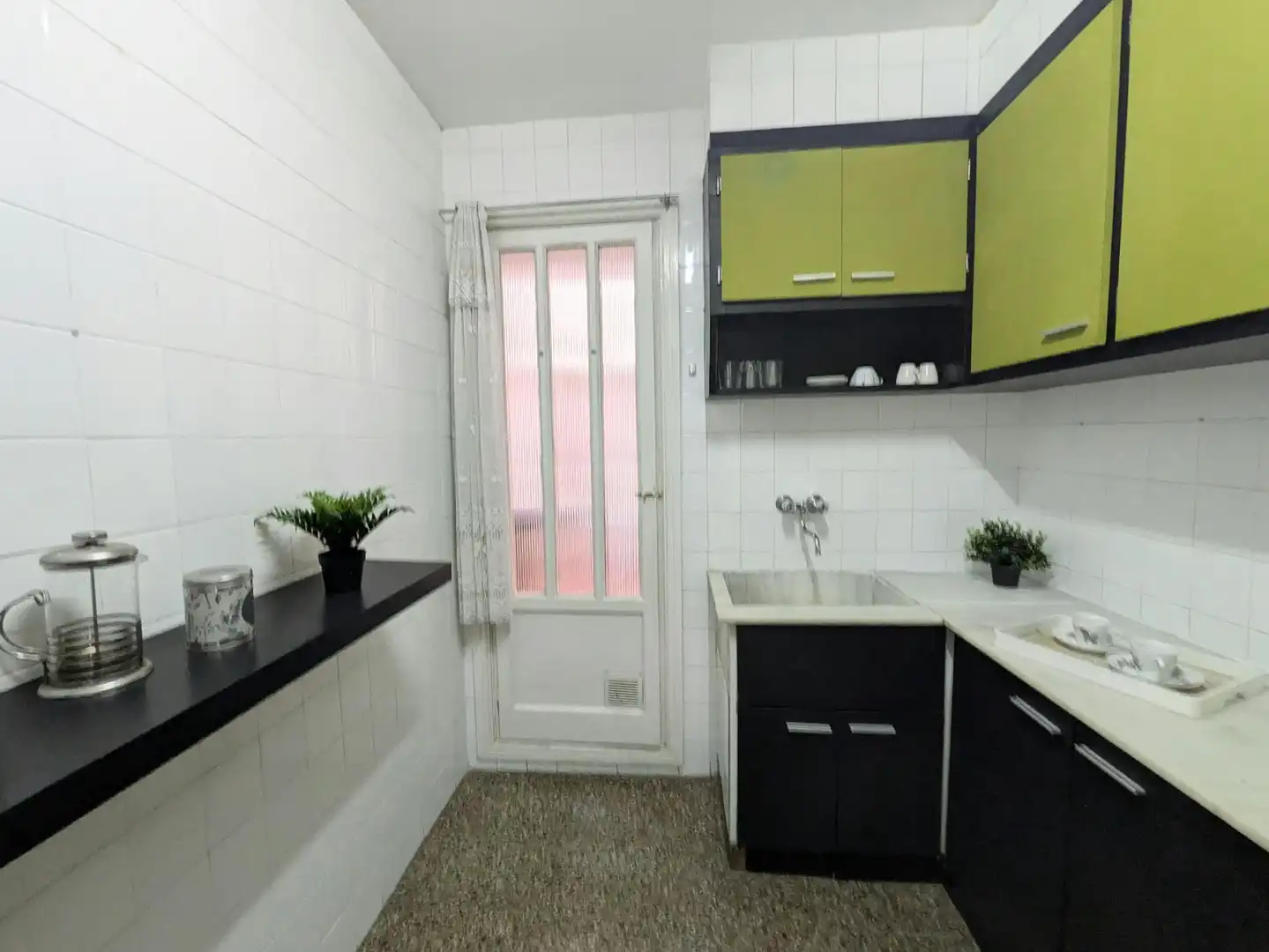Cocina de Piso para compartir en Valencia con Calefacción, Amueblado y Lavadora