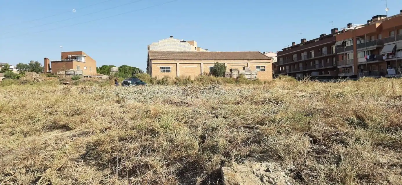 Wohnbaugrundstück zum Verkauf in Avinguda de Francesc Macià, imagen 3