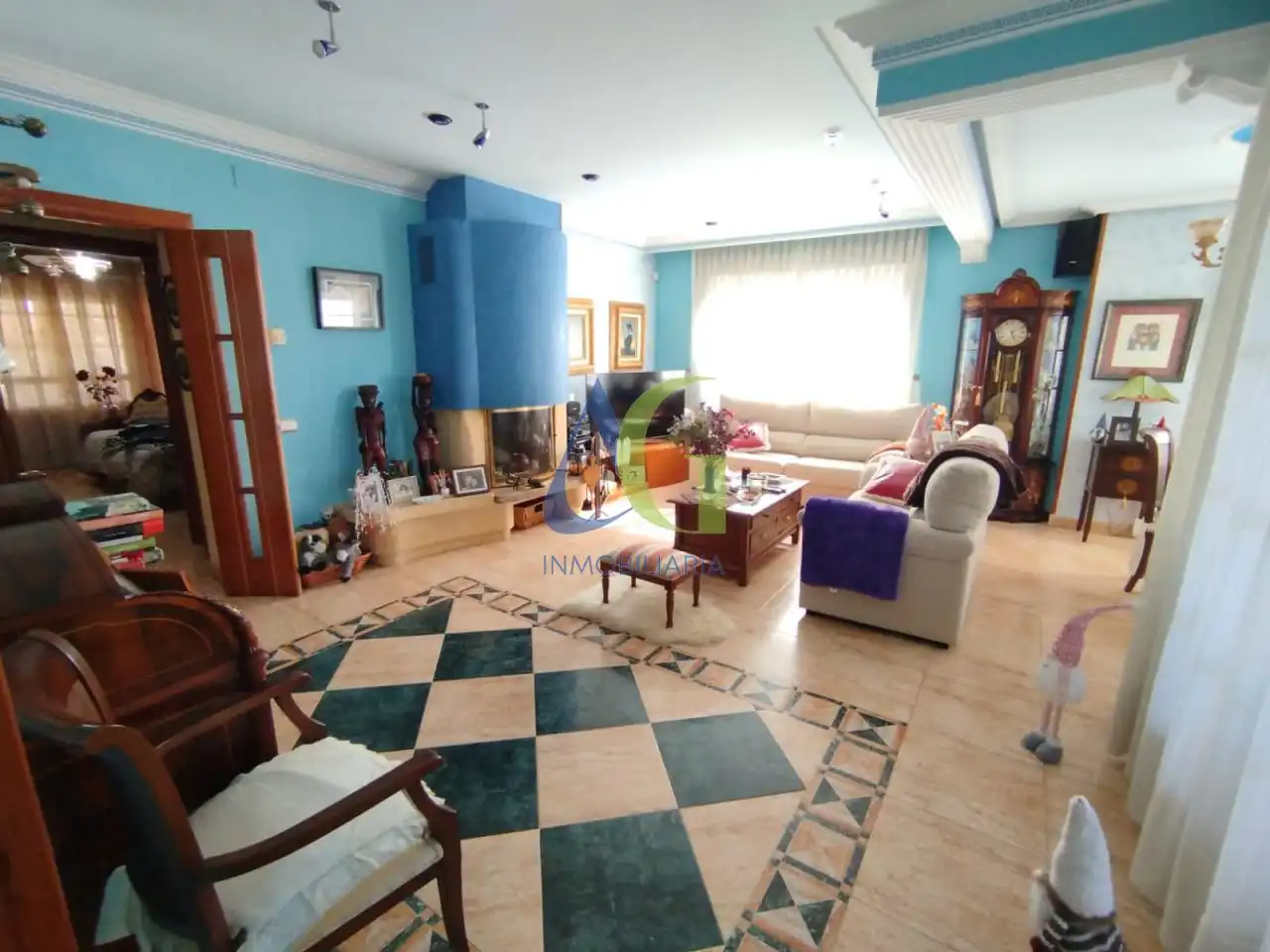 Living room of Houses for sale in Villaquilambre  with Heating and Private garden