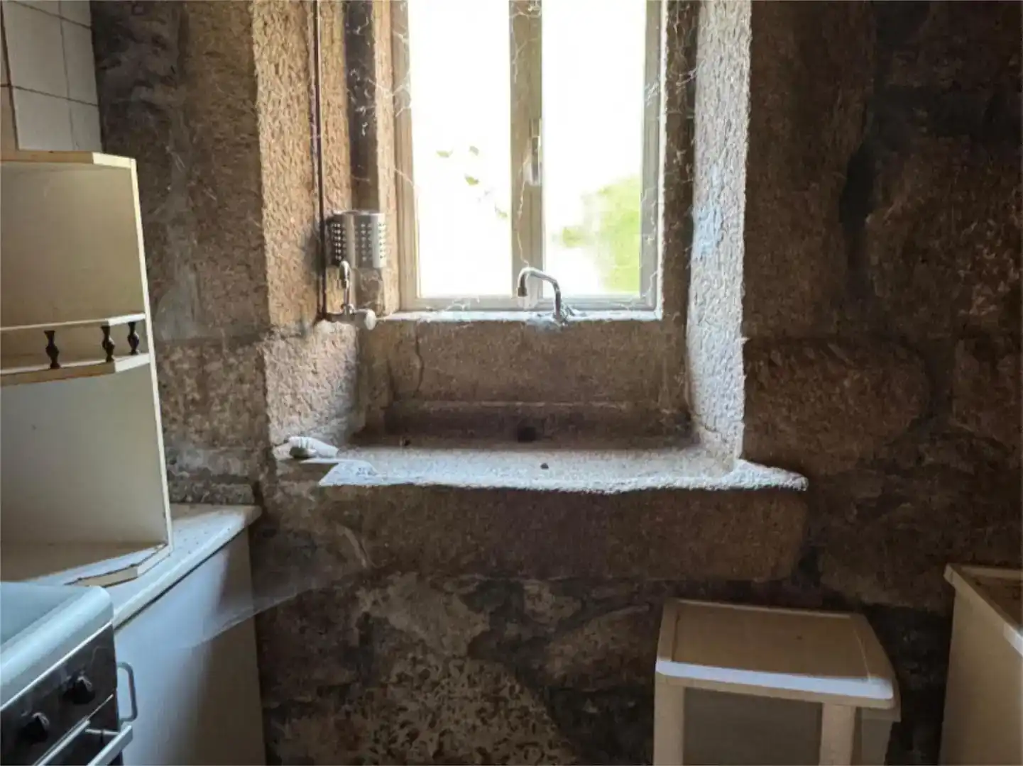 Badezimmer von Einfamilien-Reihenhaus zum Verkauf in Teo
