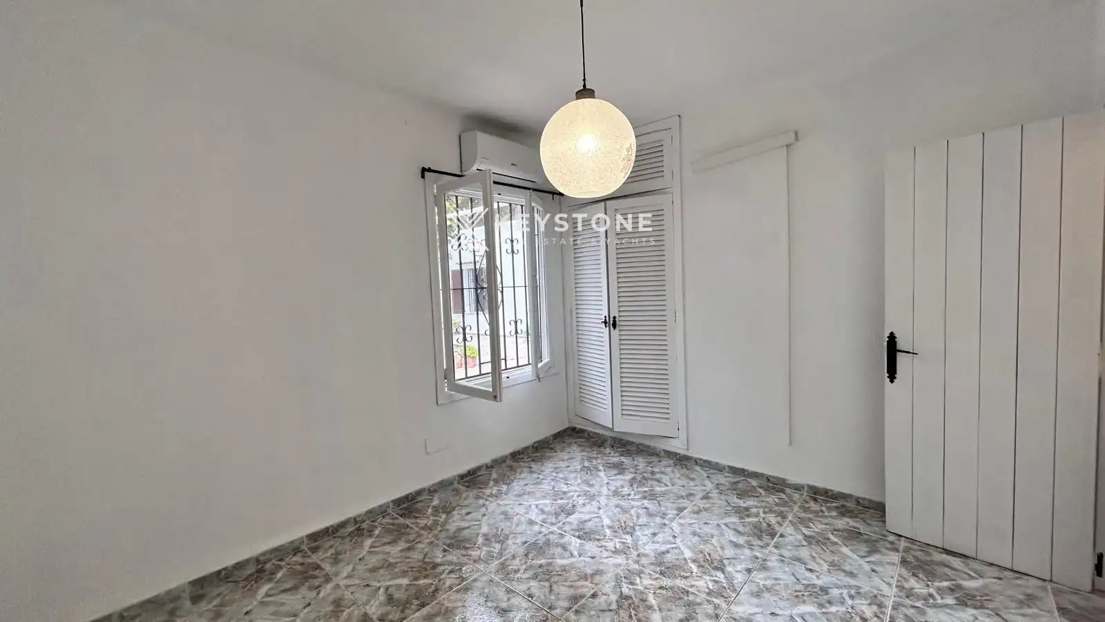 Habitación de Casa o chalet de alquiler en Calvià con Aire acondicionado, Calefacción y Jardín privado