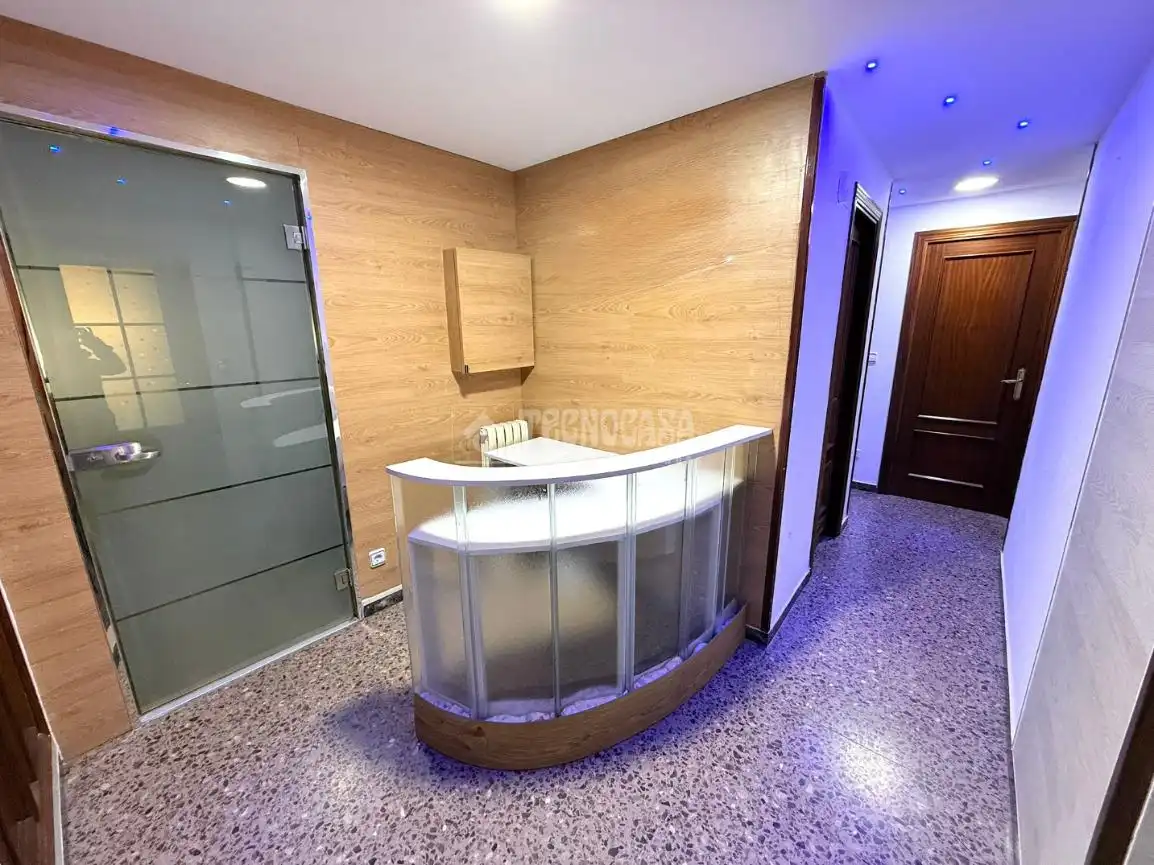 Piso en venta en  Zaragoza Capital con Aire acondicionado, Calefacción y Terraza