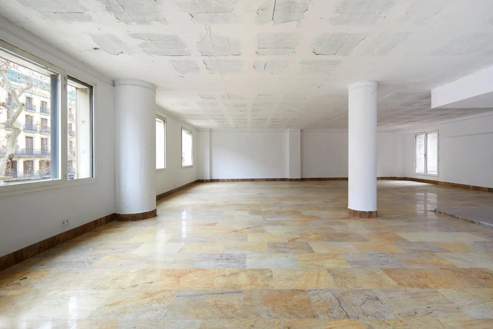 Oficina de lloguer en  Barcelona Capital amb Aire condicionat i Terrassa