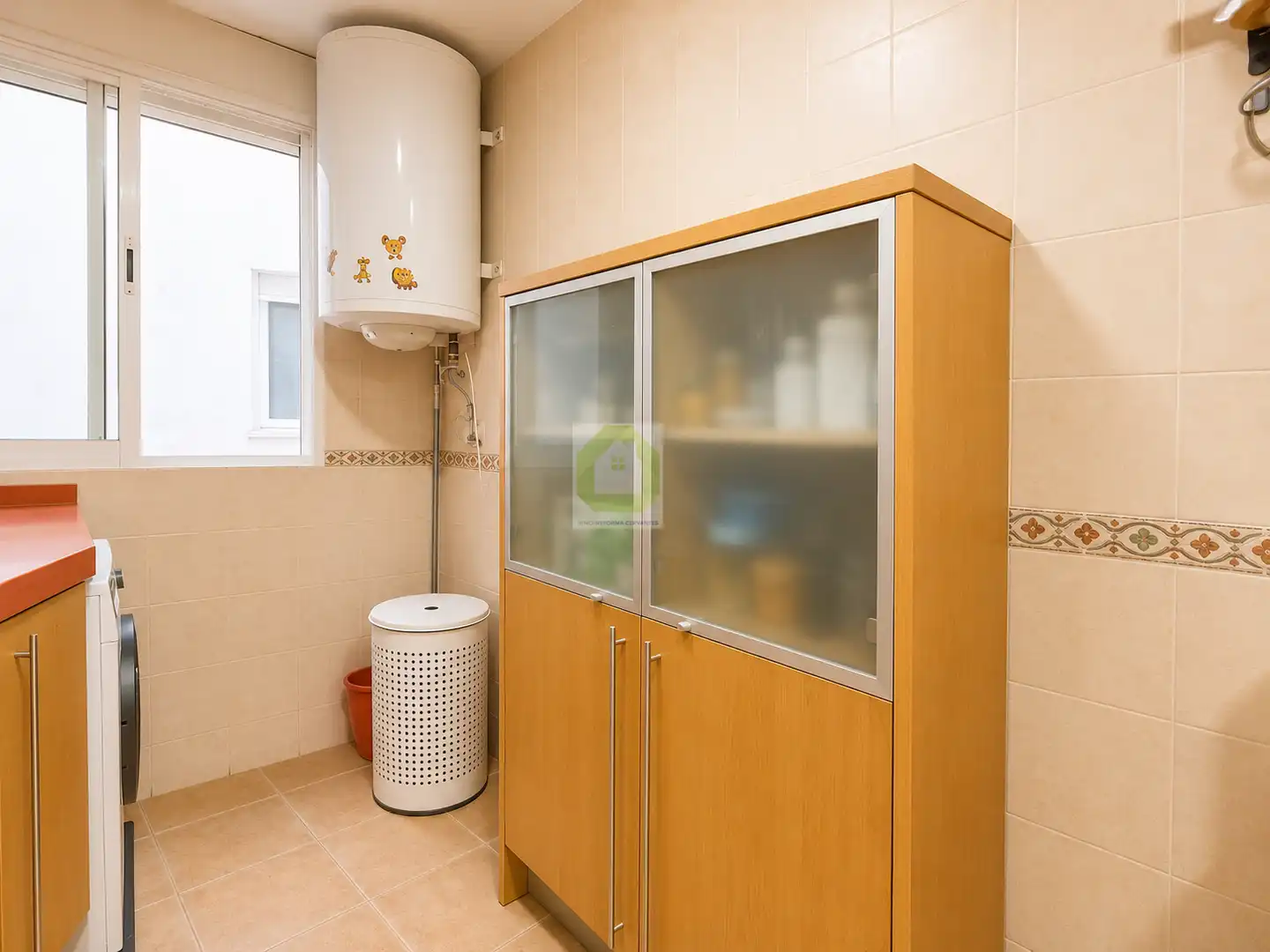 Küche von Wohnung zur Miete in La Zubia mit Klimaanlage, Heizung und Möbliert