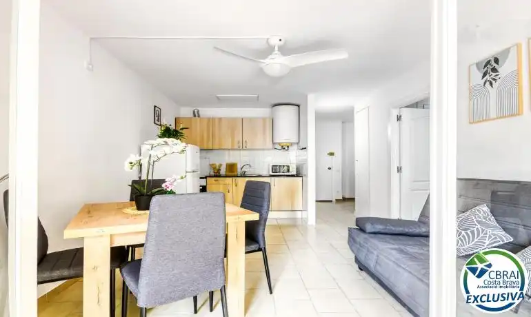 Kitchen of Apartments for sale in Empuriabrava  with Furnished