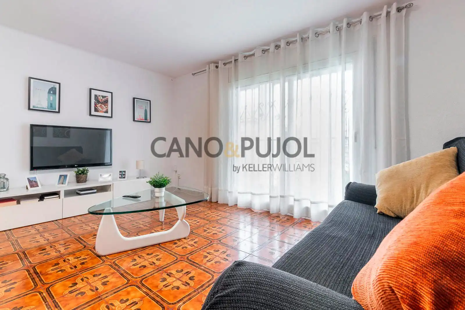 Living room of Buildings for sale in Rubí