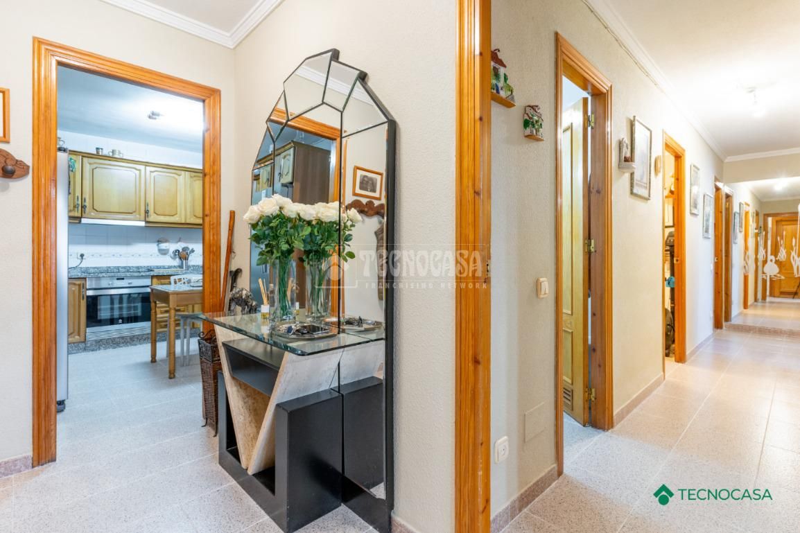 Flat for sale in Roquetas de Mar  with Air Conditioner and Terrace