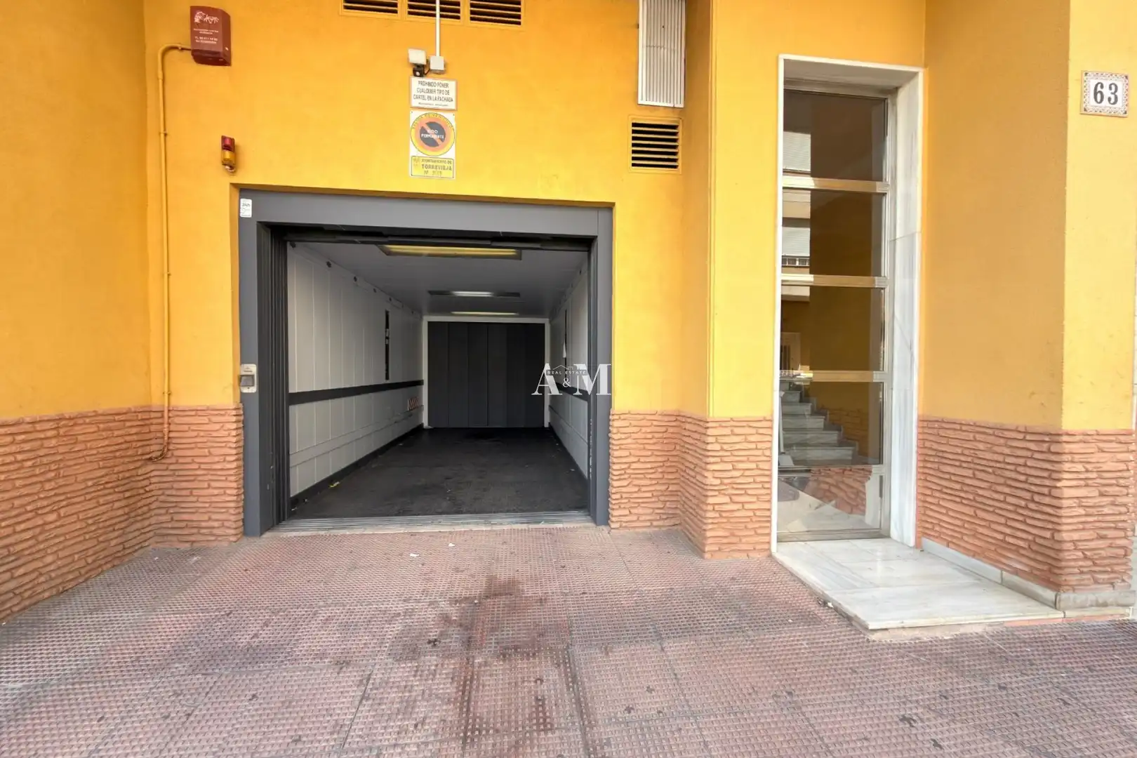 Parking of Flat for rent in Torrevieja  with Air Conditioner, Heating and Terrace