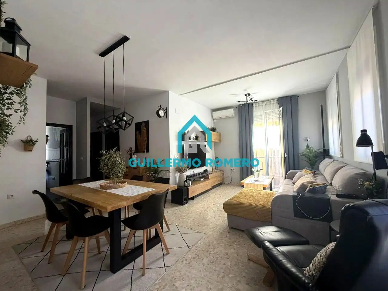 Sala de estar de Dúplex en venta en Coria del Río