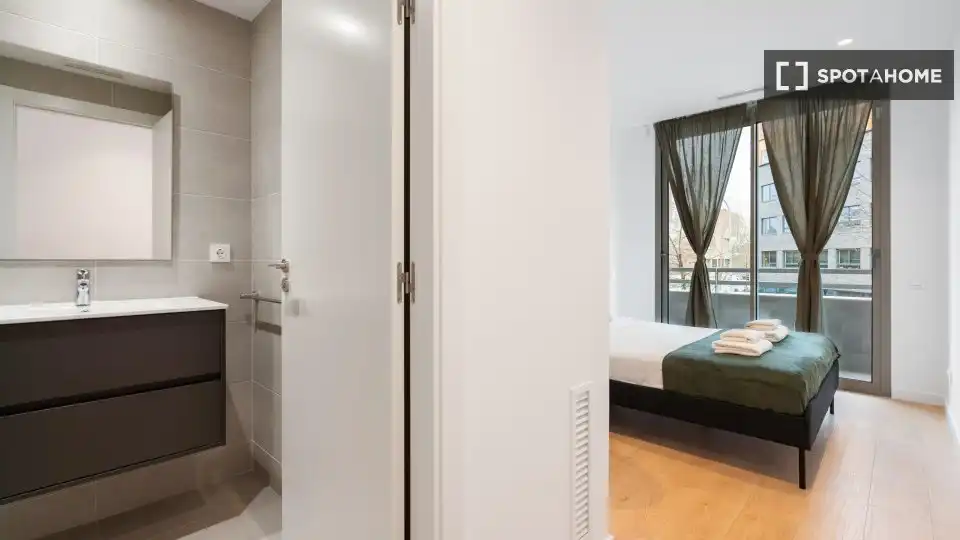 Habitación de Apartamento para compartir en Barcelona con Aire acondicionado, Terraza y Amueblado