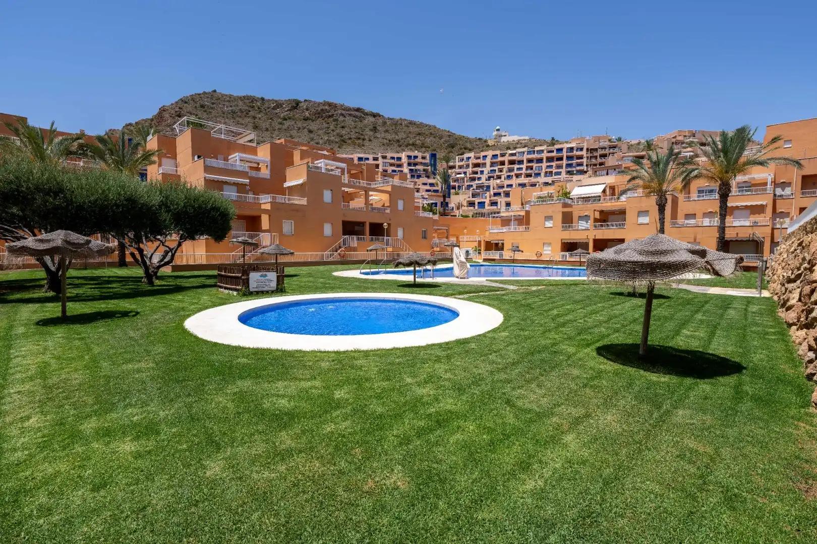 Schwimmbecken von Maisonette zum Verkauf in Mojácar mit Klimaanlage, Privatgarten und Terrasse