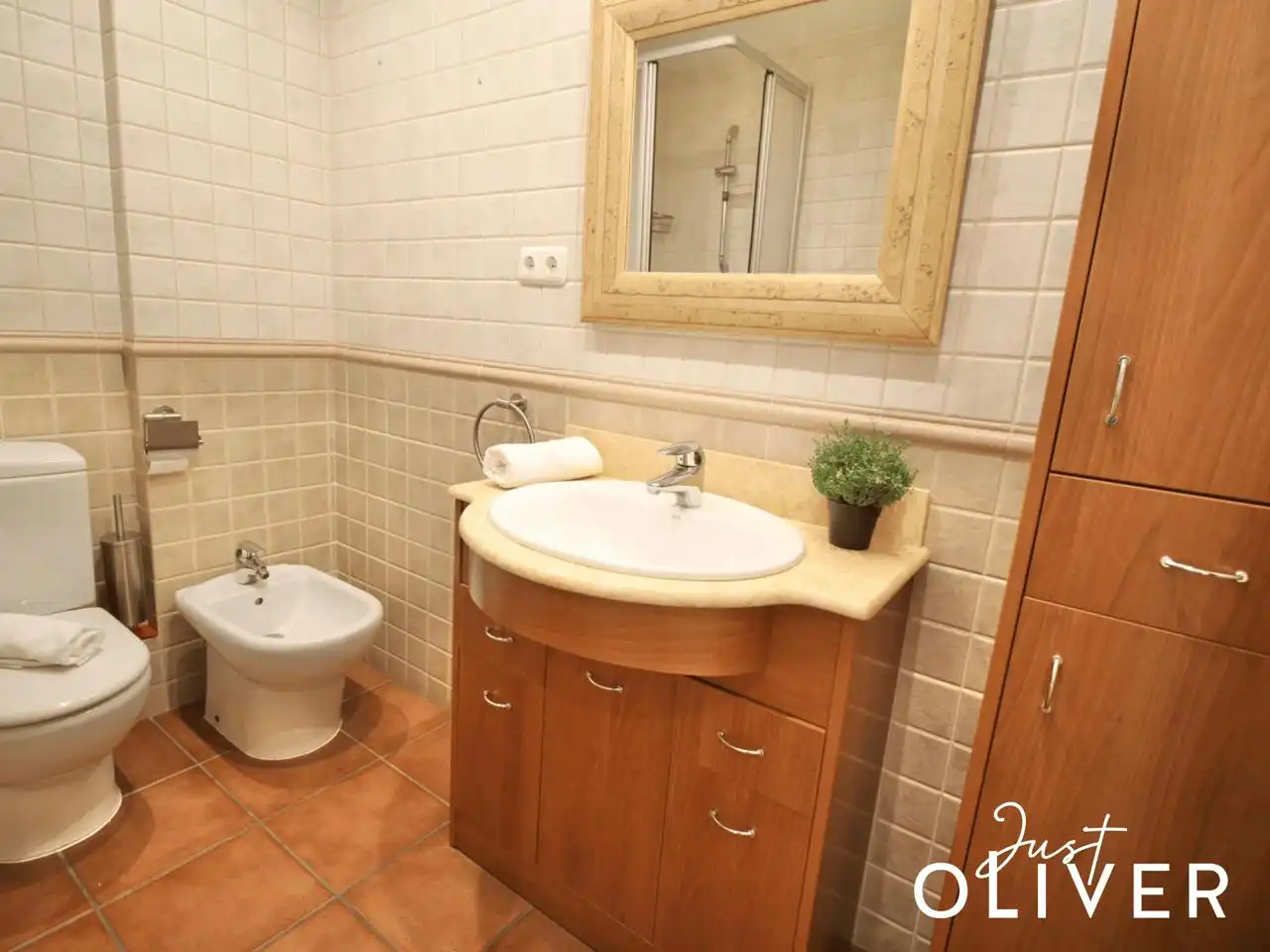 Baño de Apartamento en venta en Salou con Terraza, Trastero y Amueblado