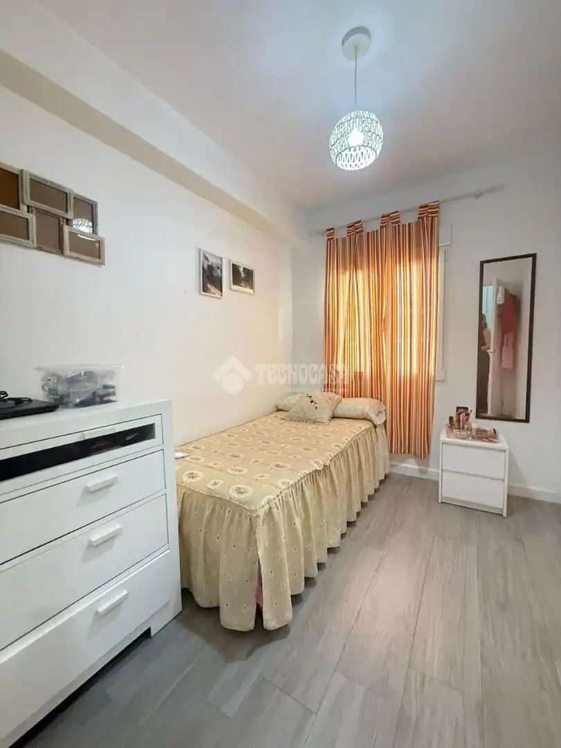 Bedroom of Flat for rent in Huelva