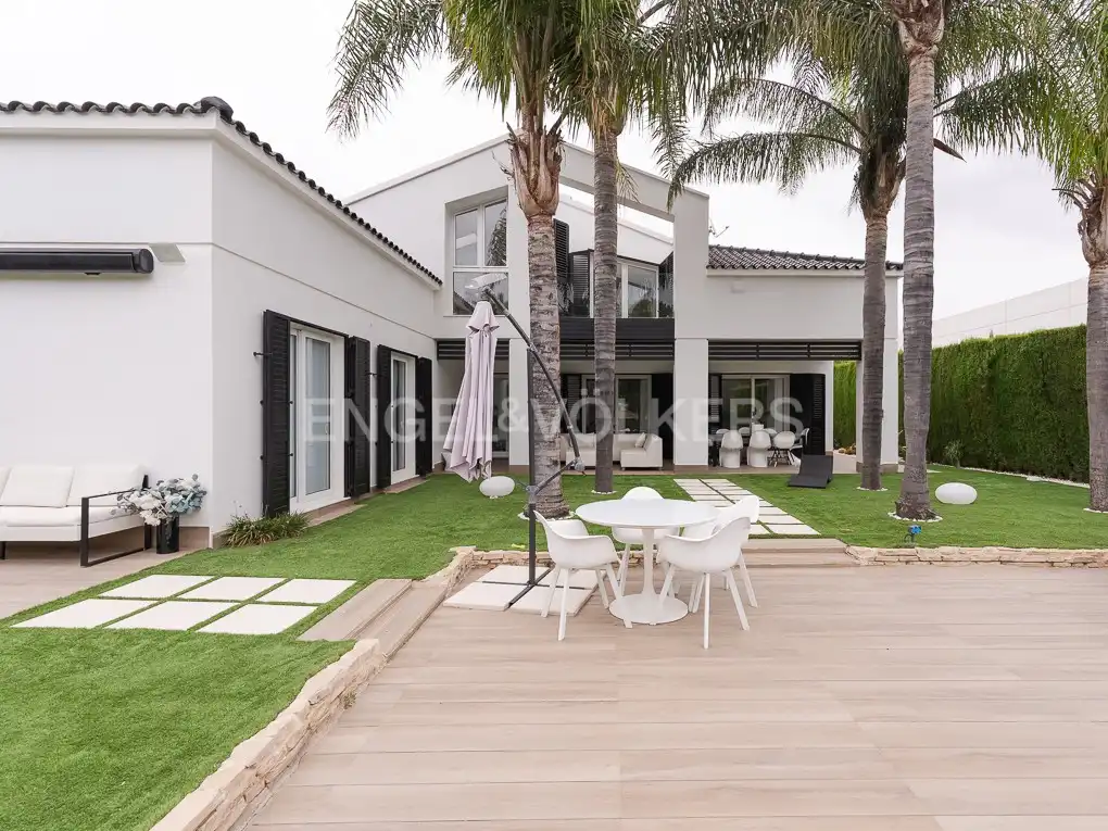 Terrace of Houses for rent in Bétera  with Air Conditioner, Heating and Private garden