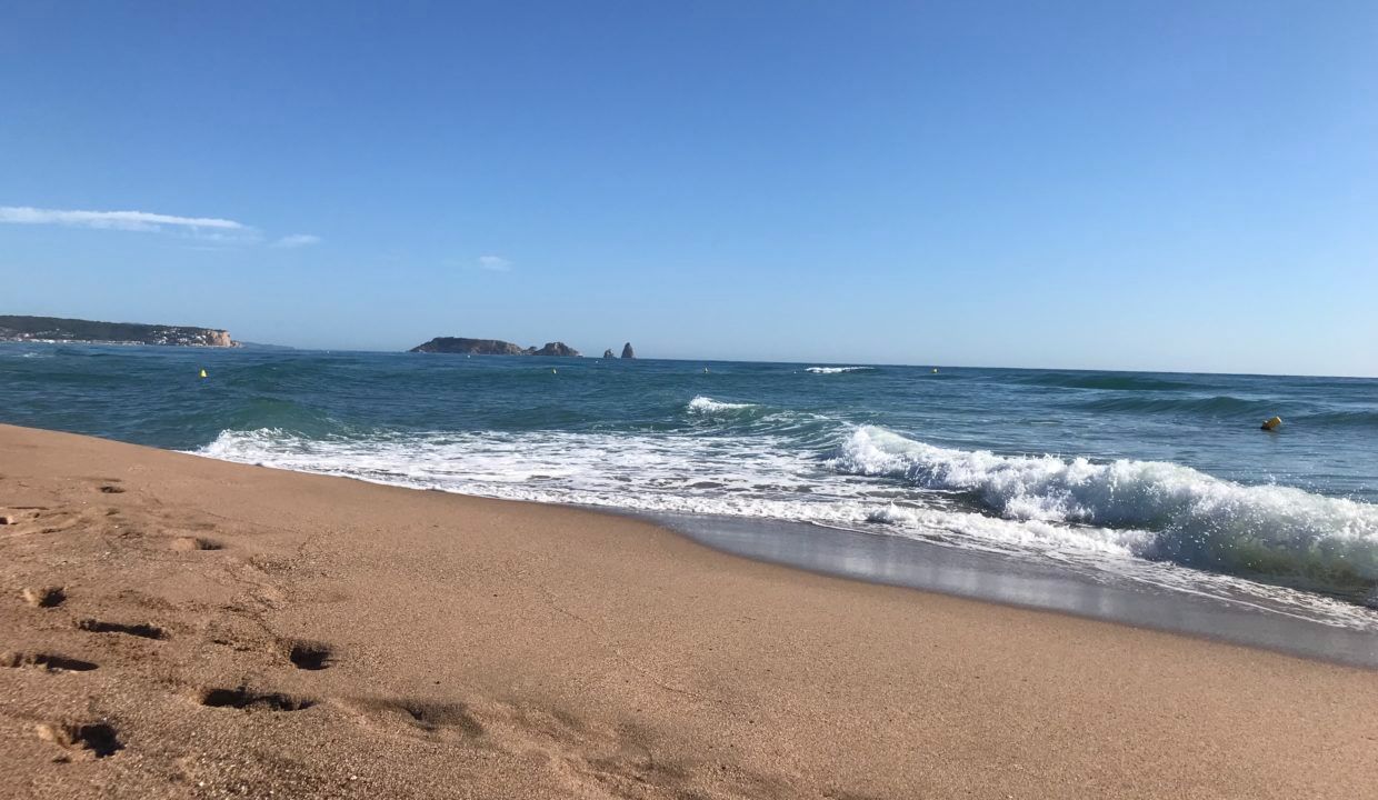 Duplex for sale in Pals