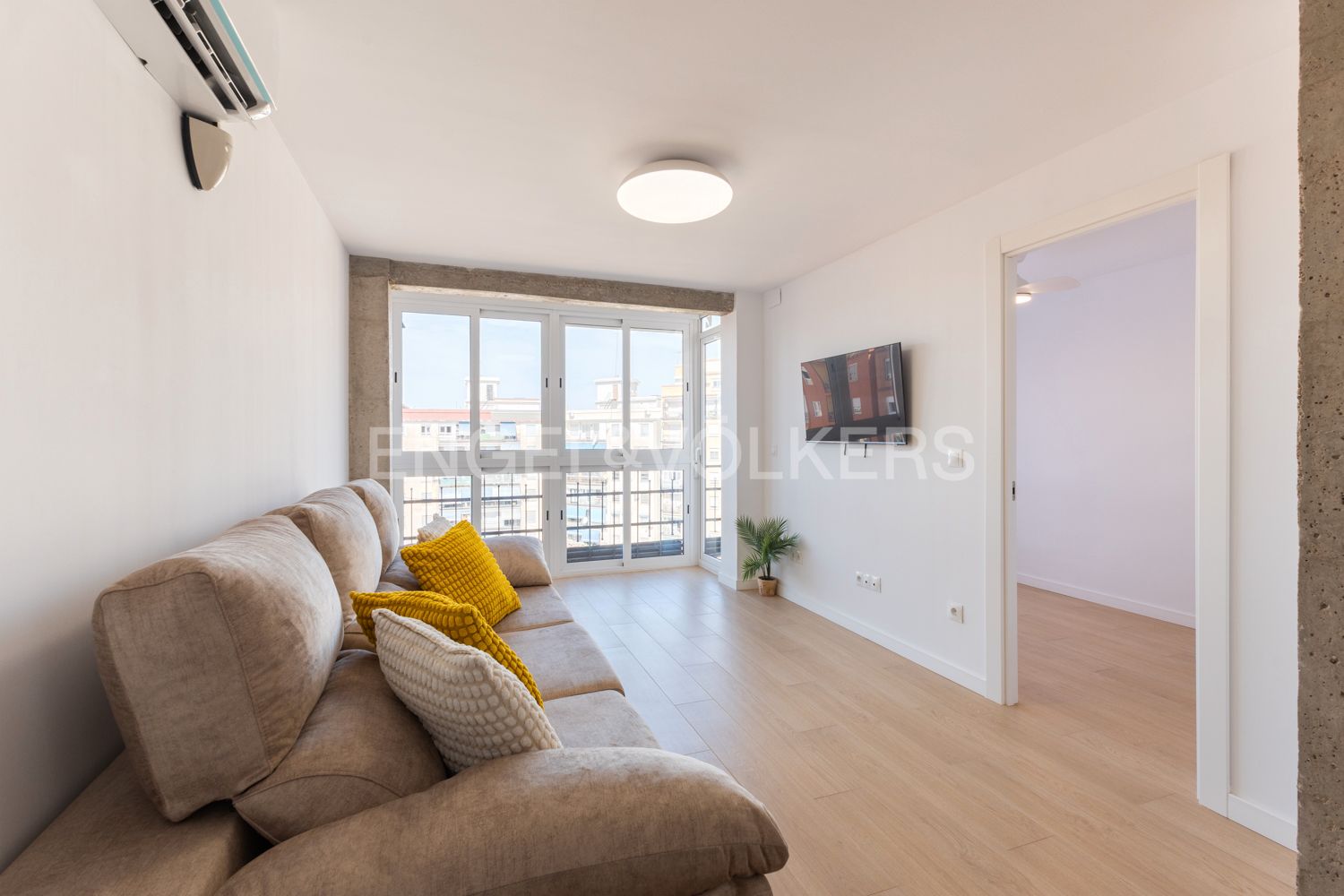 Exterior view of Apartment to rent in  Valencia Capital  with Heating and Balcony