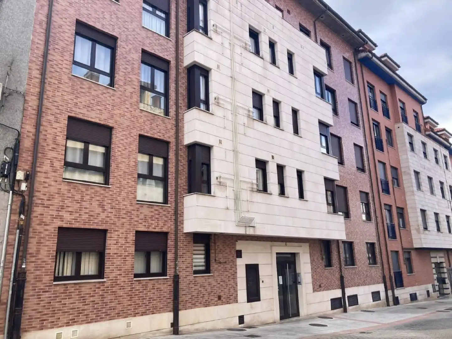 Piso en venta en La Pola Siero