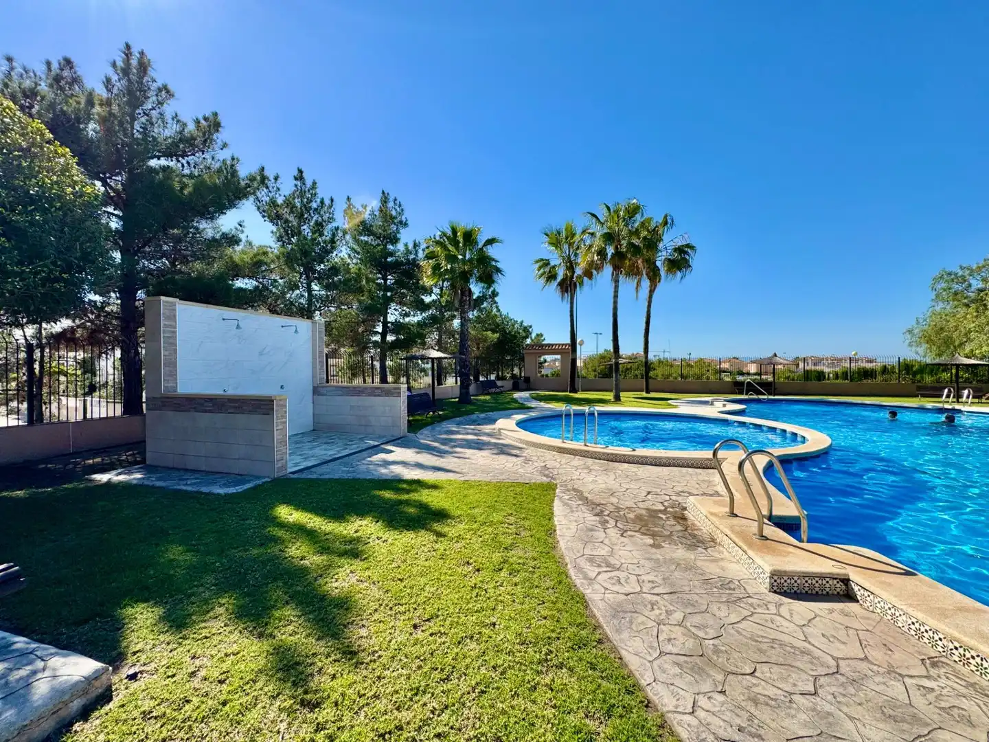 Piscina de Casa o chalet en venta en Orihuela con Aire acondicionado, Jardín privado y Terraza