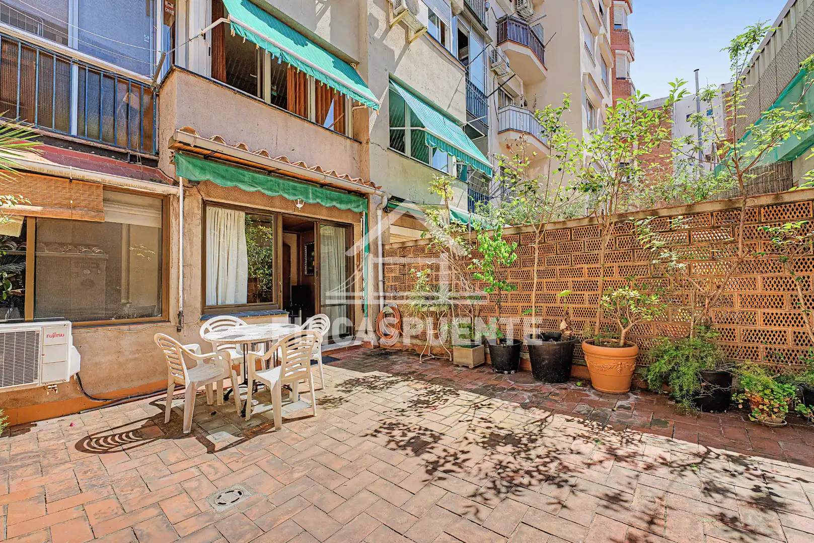 Terrasse von Wohnung zum Verkauf in Barcelona mit Klimaanlage, Heizung und Parkett