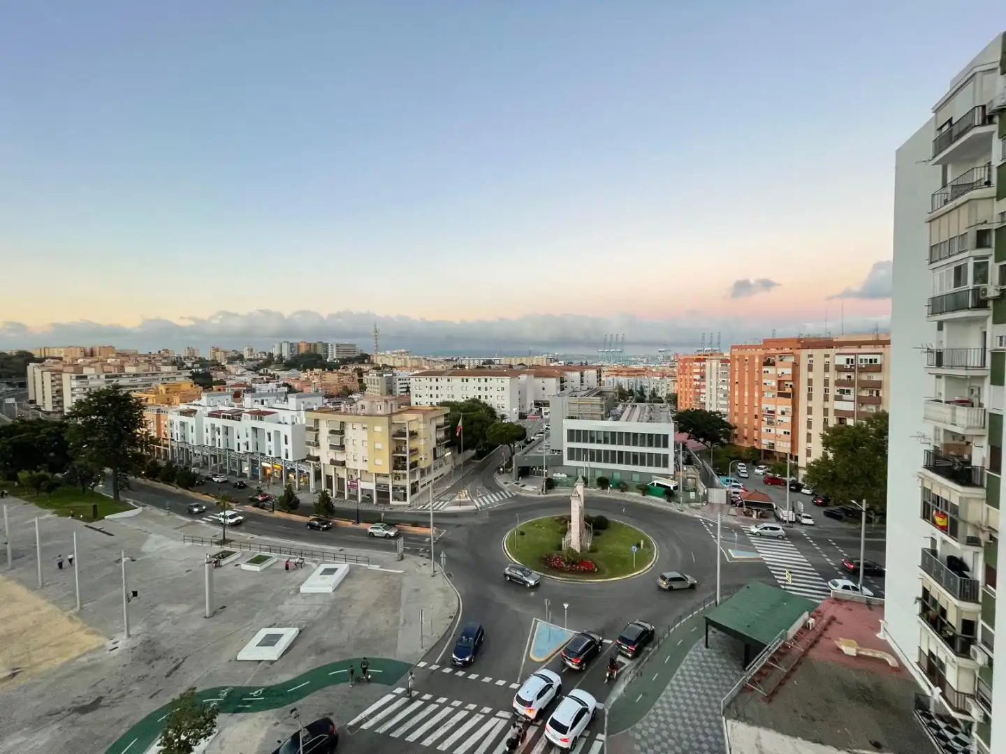 Exterior view of Flat for sale in Algeciras  with Terrace