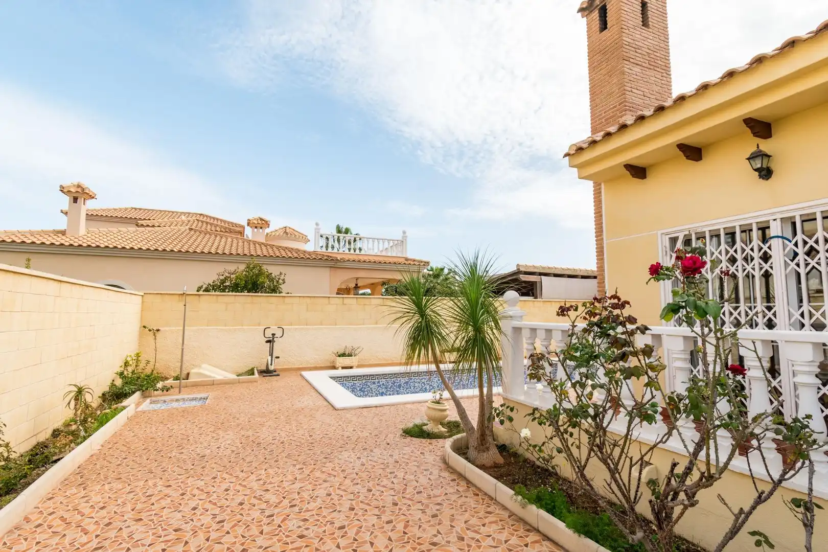 Chalet con terraza en venta en Orihuela Costa