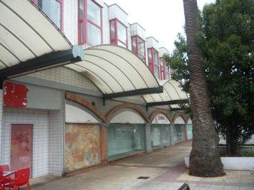 Local comercial en venda a C/ Julio Hauzeur