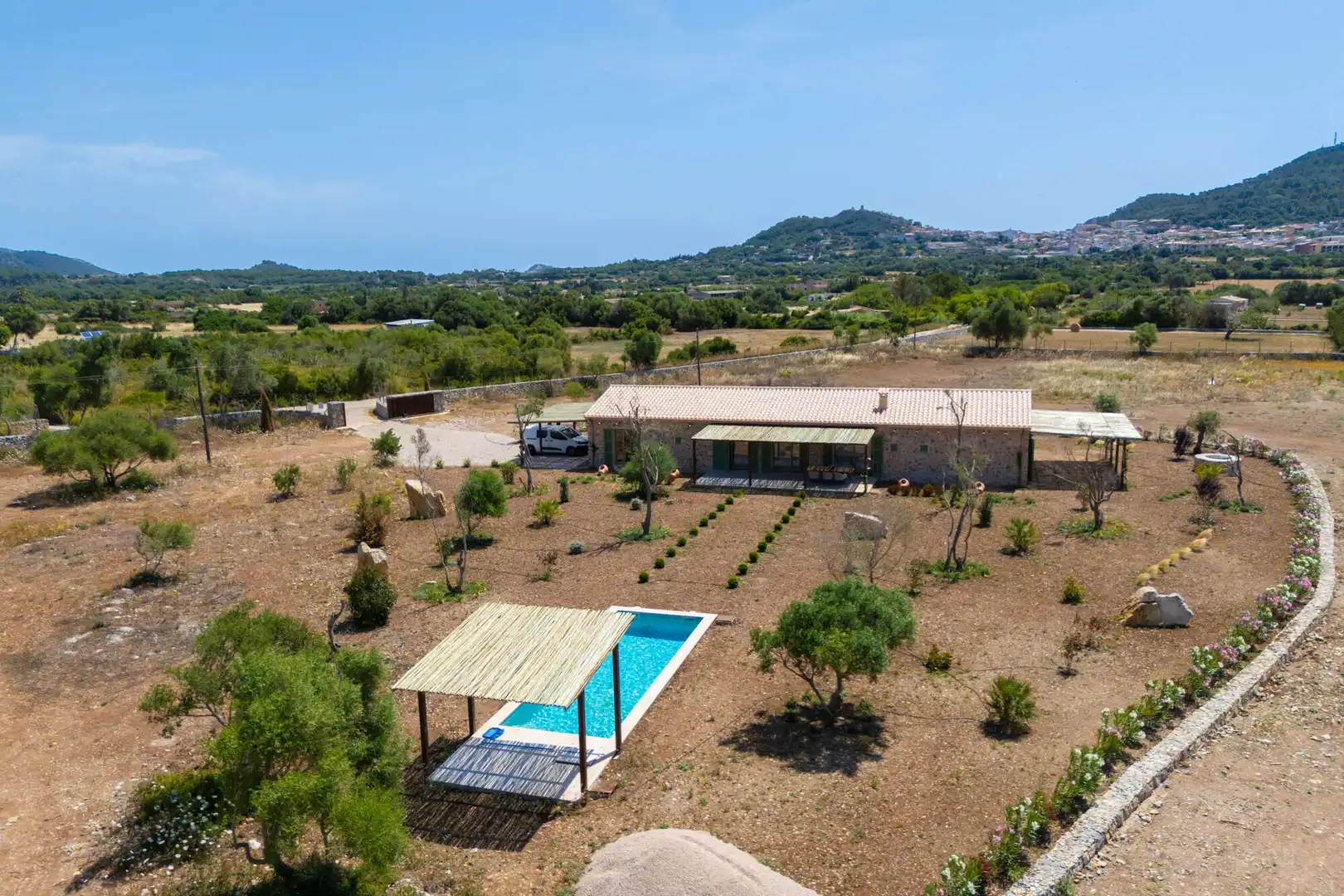 Country homes for sale in Capdepera  with Air Conditioner, Heating and Parquet flooring
