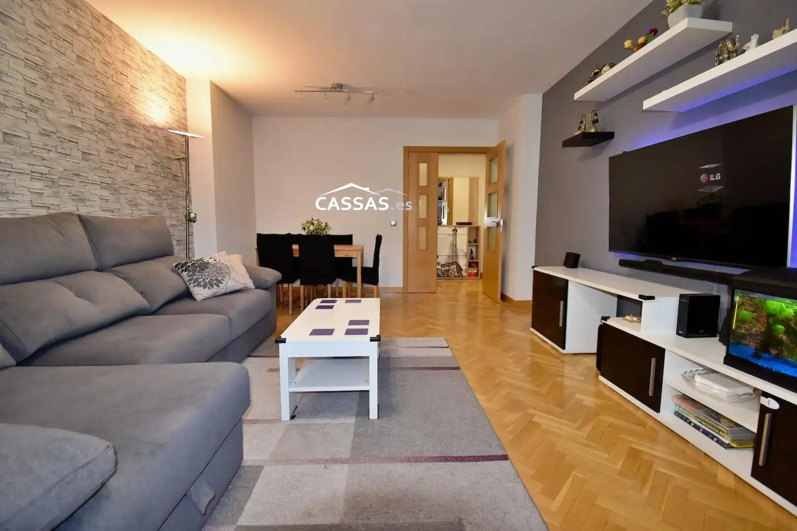Living room of Flat for sale in Torrejón de Ardoz  with Air Conditioner, Heating and Parquet flooring