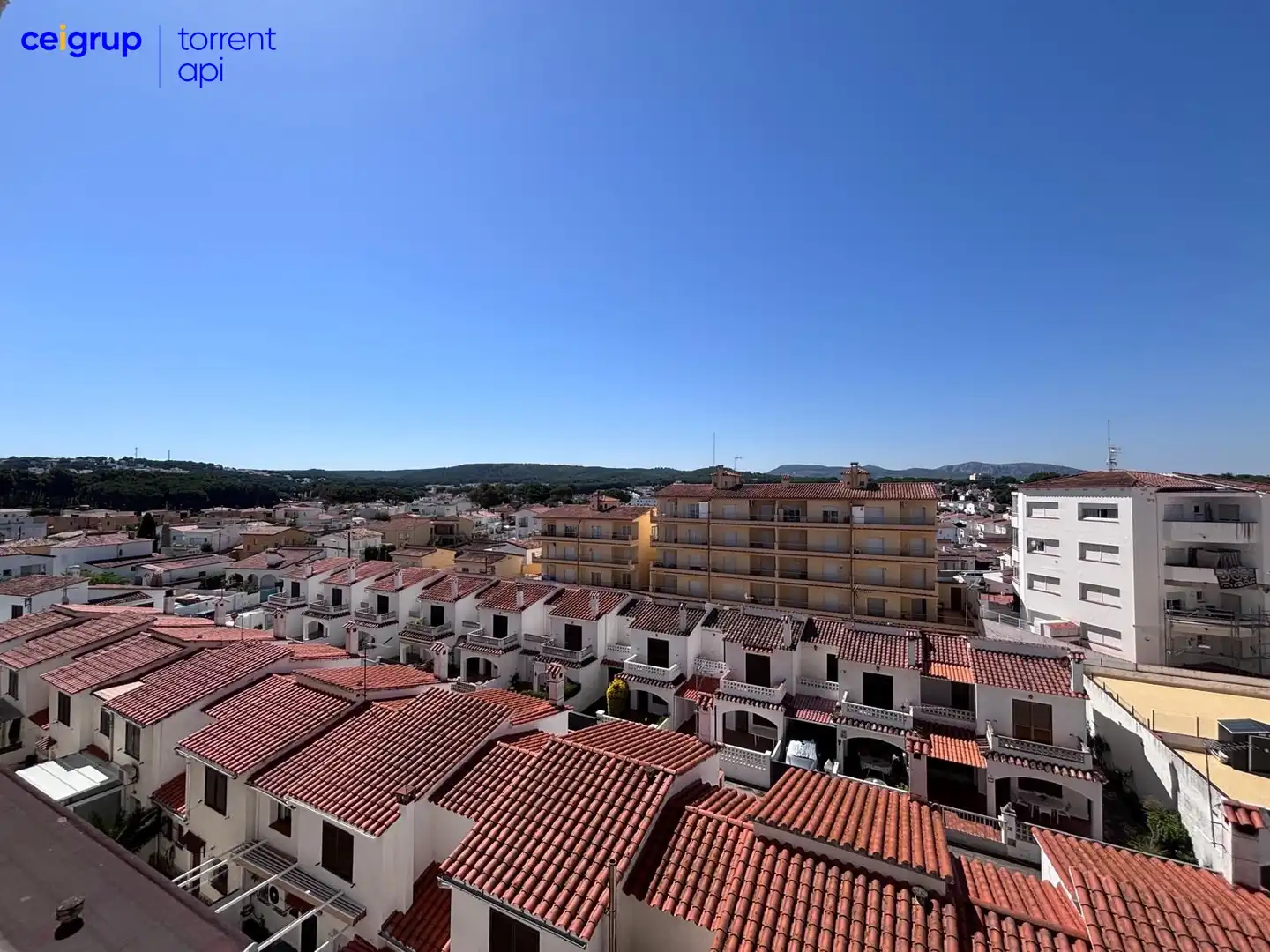 Außenansicht von Dachboden zum Verkauf in L'Escala mit Klimaanlage und Terrasse