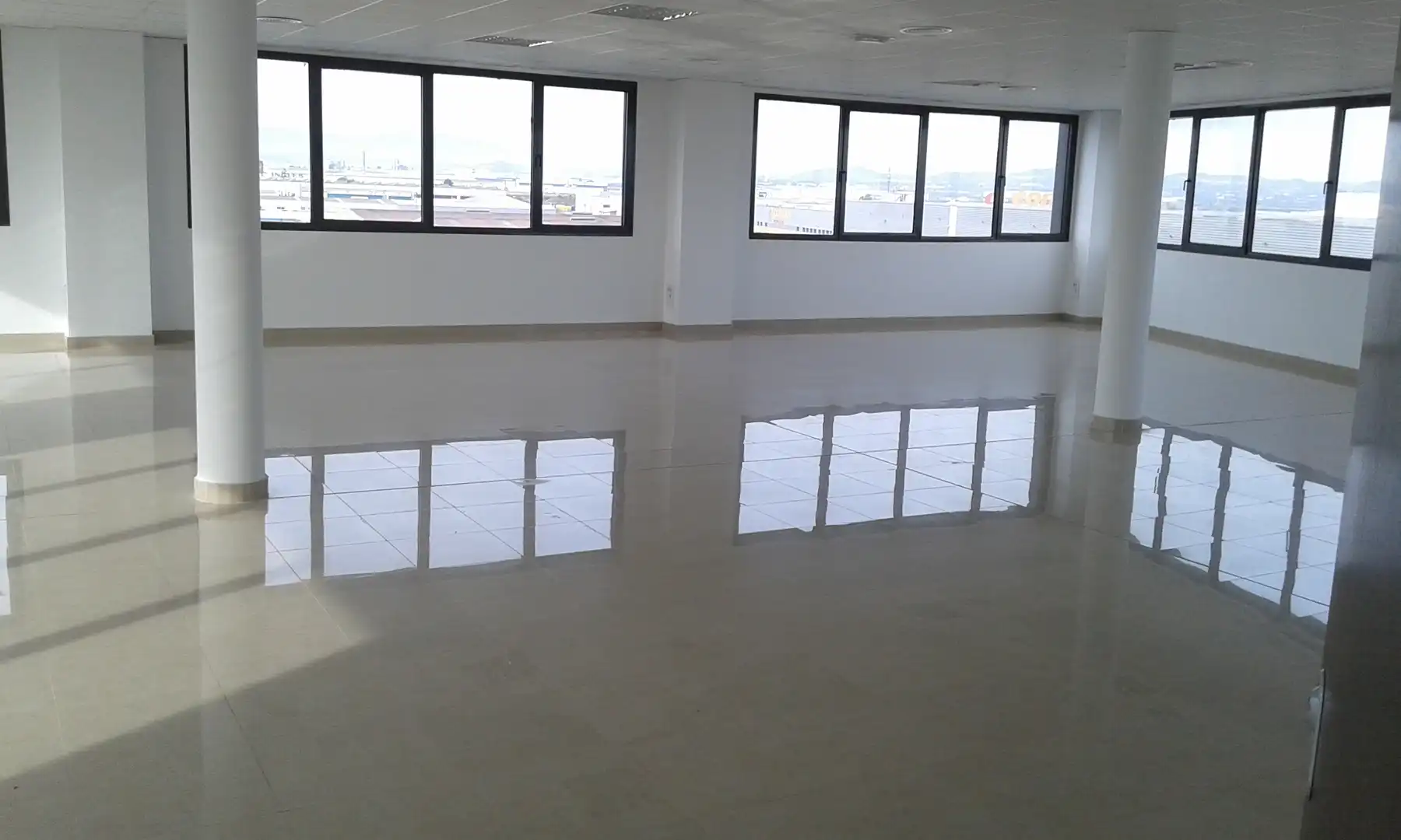 Edificio en venta en Riba-roja de Túria