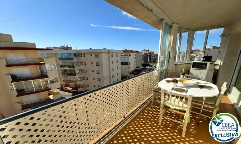 Terrassa de Apartament en venda en Roses amb Calefacció i Moblat