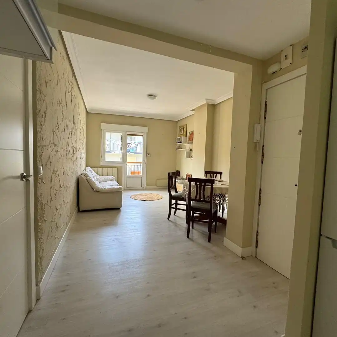 Sala de estar de Piso en venta en Ibarra con Calefacción y Balcón