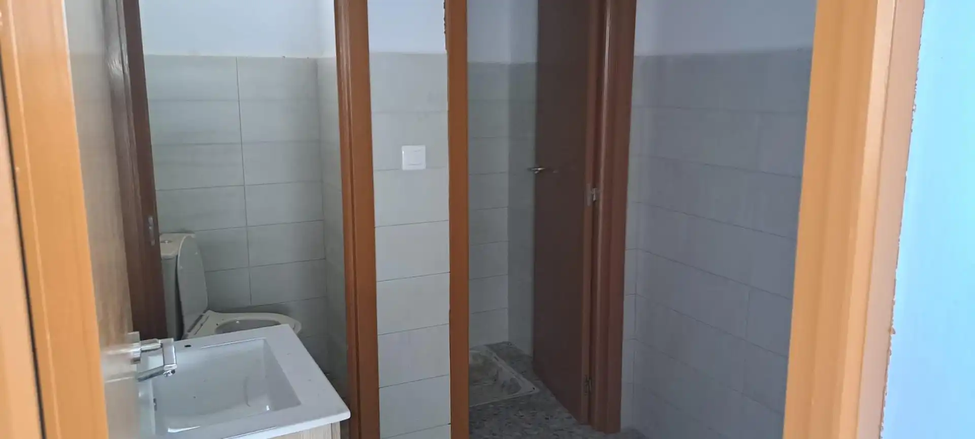 Bathroom of Industrial buildings for rent in Algorós - El Derramador