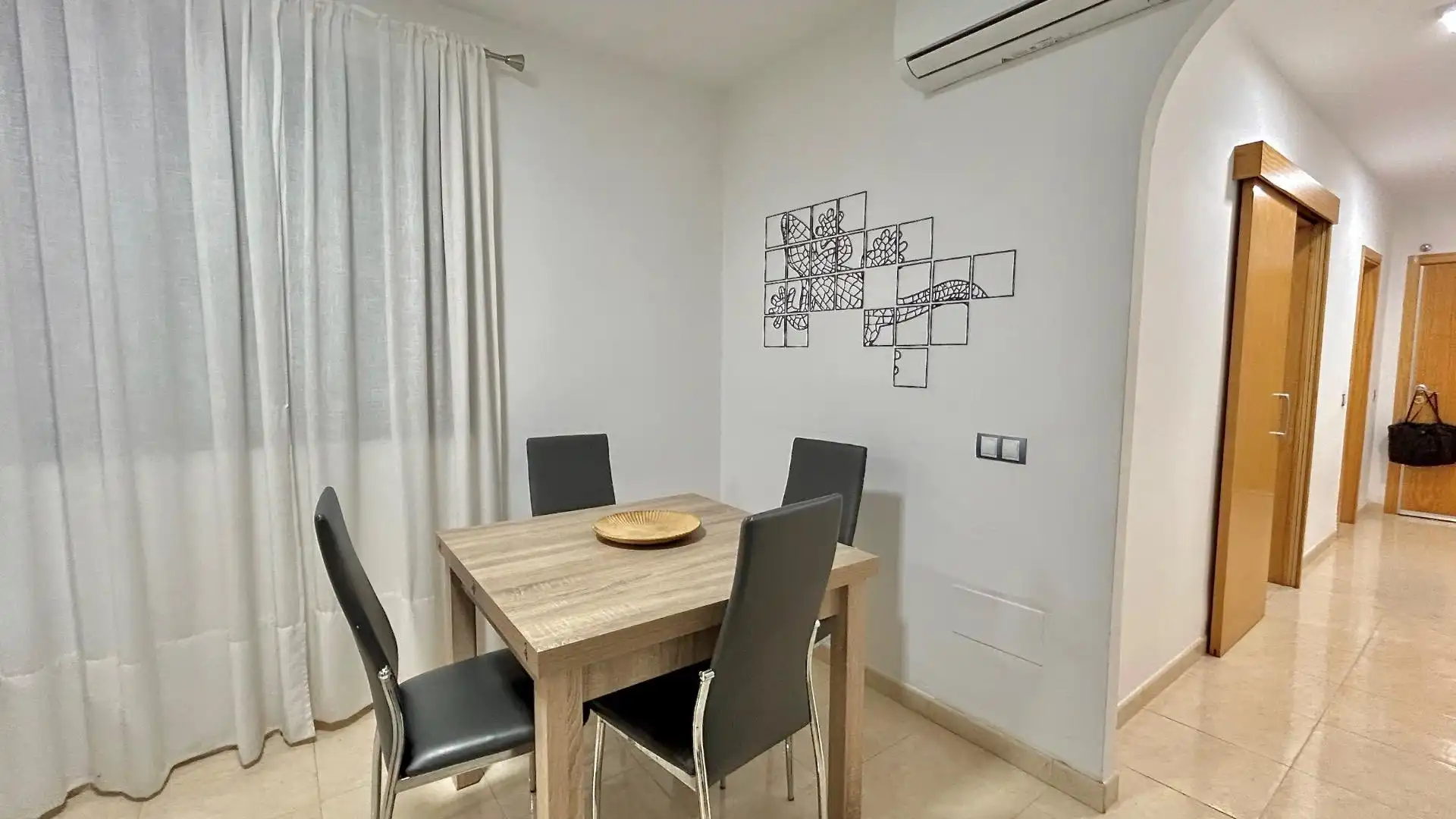 Appartamento con terrazza in vendita a Calle Calle de las Higueras, 95, imagen 19